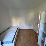 Glattwiesenstrasse, 8051 Zürich image 8